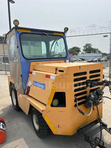1995 Jetline M-30 Bag Tug