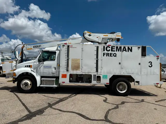 2004 Premier Sterling MT43P18 Deicer Truck