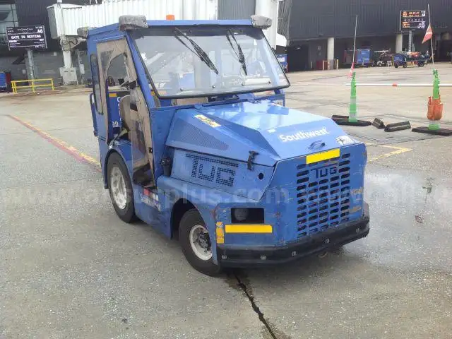 2000 Tug Bag tow tractor