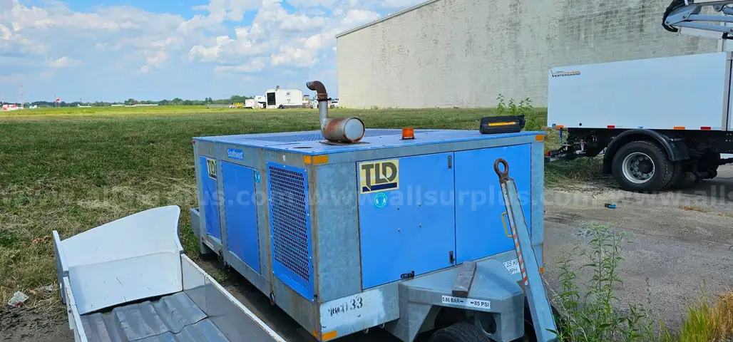 2007 TLD ACE 302 AC/Heat Unit