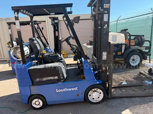 1994 Caterpillar GC-15 Forklift