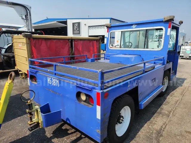 2001 Tug MH40 High Speed Tug