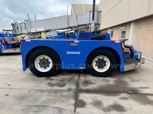 1994 Jetline B-300 Airfract Tow Tractor