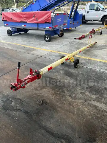 2006 Hall Industries TB-9267 Aircraft Tow Bar