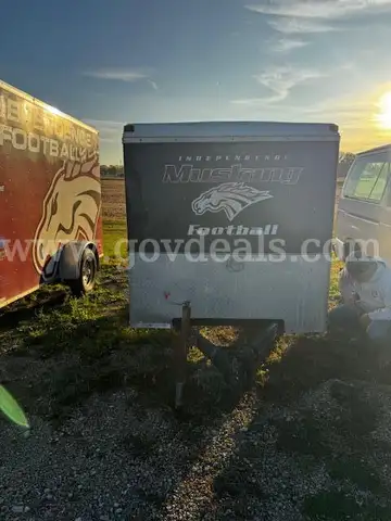 13 X 4.5 ENCLOSED CARGO TRAILER
