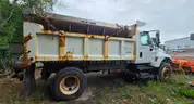2006 International 7300 w/Plow &#x26; Spreader