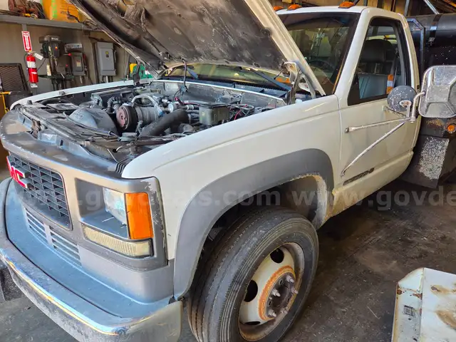 2000 GMC Sierra Classic 3500