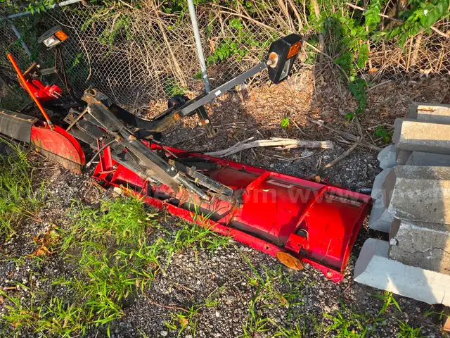 Western 7&#x27;6 Plow
