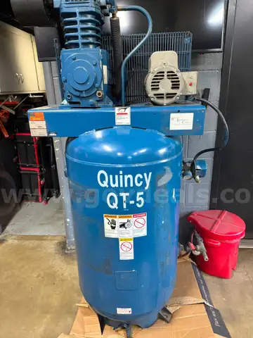Quincy 80gl Air Compressor w. Hose reel