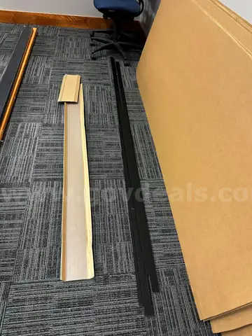 Aluminum Materials from office partition construction, new extras