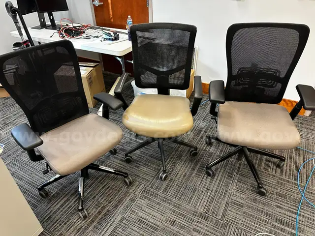3 Adjustable height desk chairs with wheels