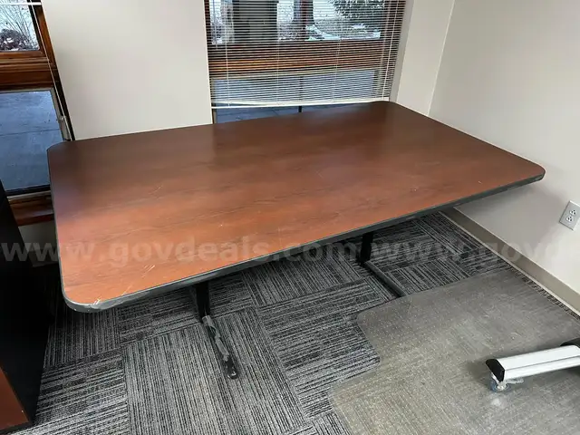 Laminate Table