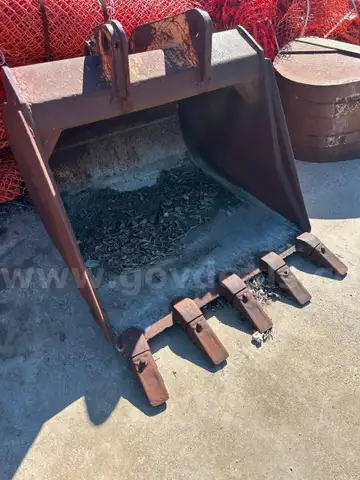 Tractor Bucket