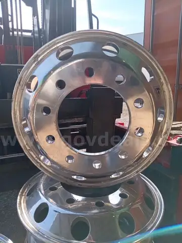 Semi Wheels Class A 22.5. (Set of 4)