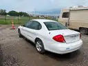 2000 Ford Taurus