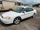2000 Ford Taurus