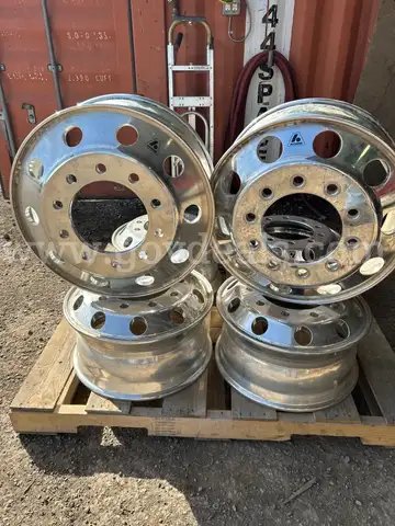 Semi Wheels Class A 22.5. (Set of 4)