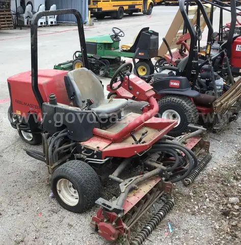 TORO REELMASTER MOWER