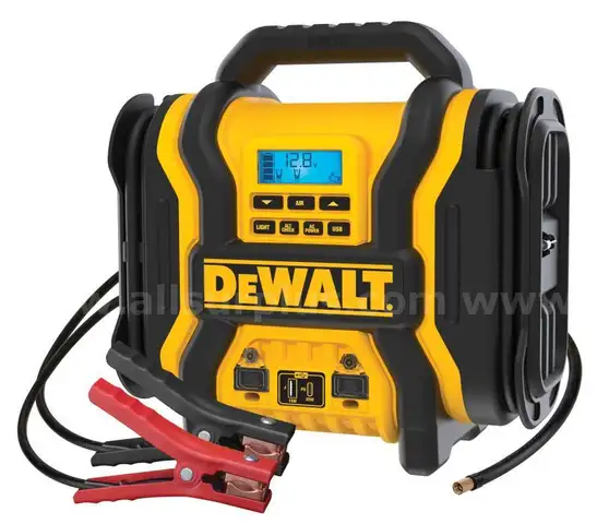 DeWalt DXAEPS14-Type2 2000 Peak Battery Amp 12V Automotive