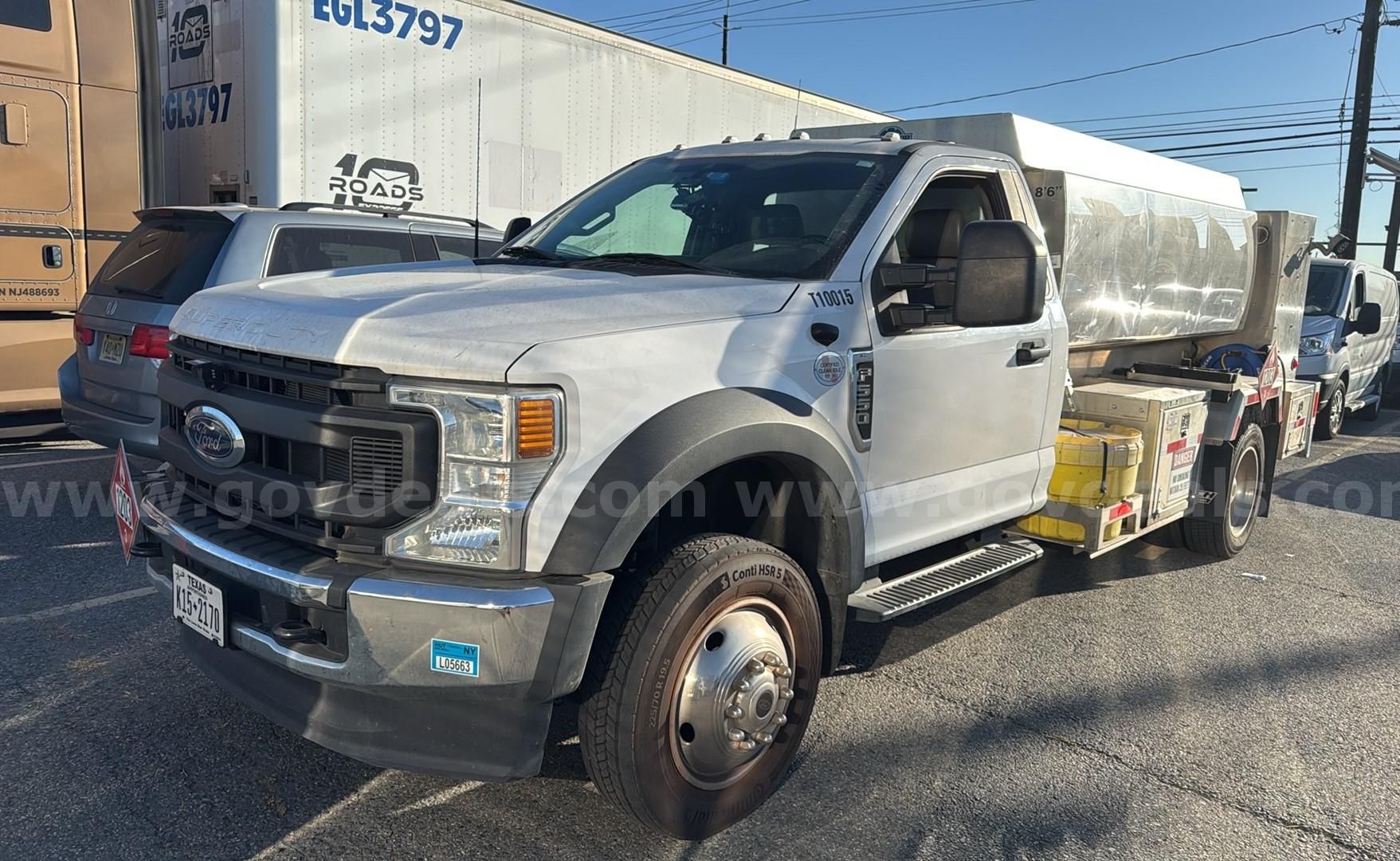 Photo of a 2021 Ford F-550