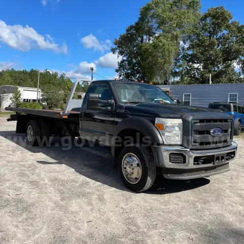 2014 Ford F-550 19.5' Rollback only 92K Miles
