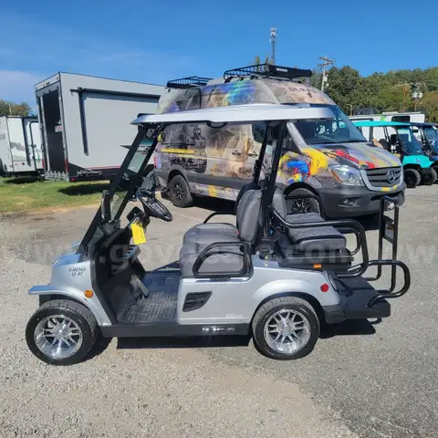 2023 Tomberlin LE Plus 4 Seater, New, Street Legal Cart 5 year warranty