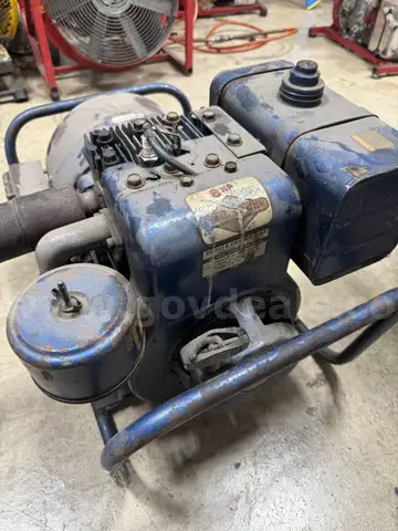 8HP Briggs &#x26; Stratton Portable Power Generator
