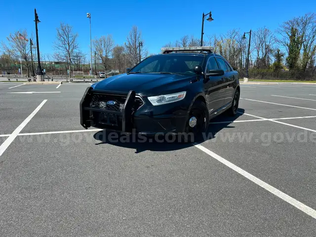 2014 Ford Taurus 3.7L AWD Police Lights/Siren/Strobes