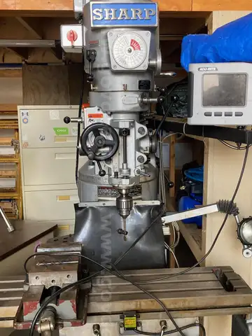 Sharp Vertical Milling Machine