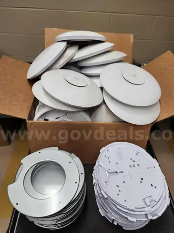 Lot of Ubiquiti Access points *NO SHIPPING*