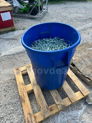 Large Barrel Of 3/8-16x 5&#x22; Long Grade 3 Bolts-WILL SHIP