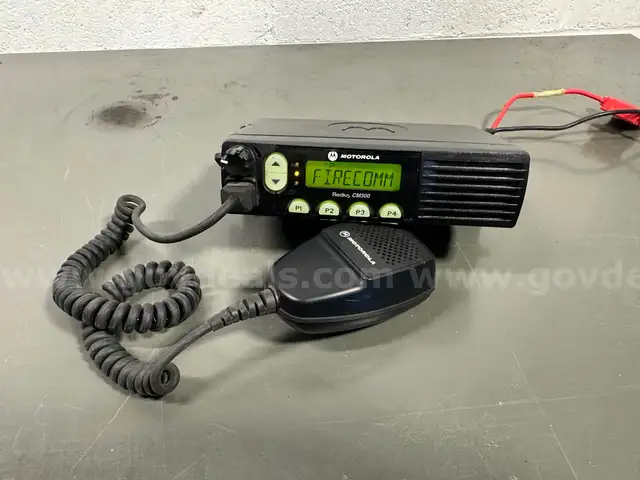 Motorola Radius Cm300 Mobile Radio -WILL SHIP