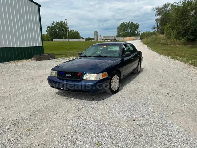 Low Mile 2003 Ford Crown Victoria Police Interceptor Admin Car-WILL SHIP