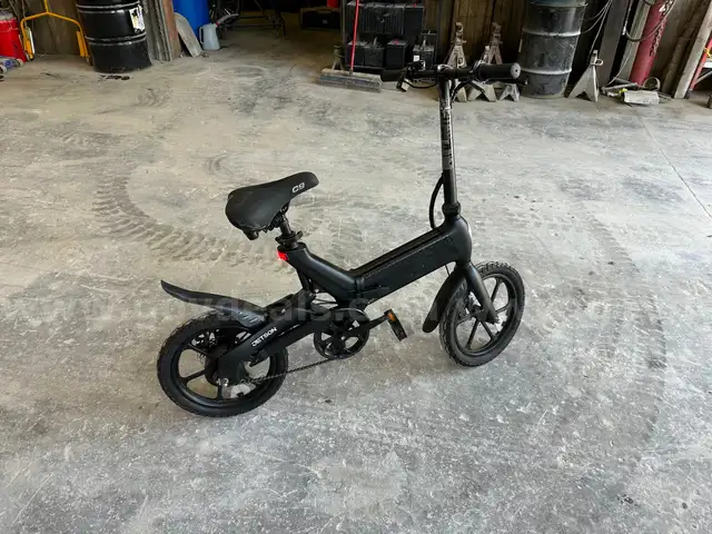 USED Jetson Haze 3 Speed Electric Bike-Pedal Assist-CAN FREIGHT SHIP