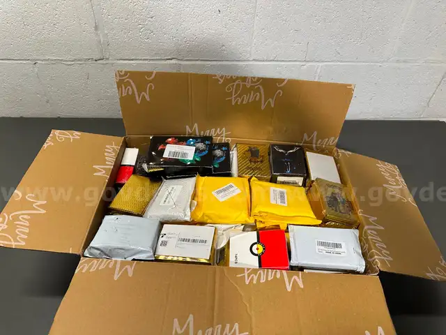 Mixed Box of Pokemon Trading Cards-WILL SHIP
