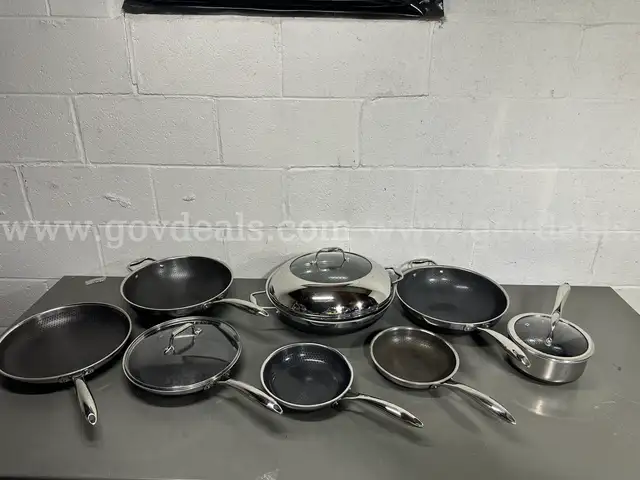 Lot of Hexclad Cookware Lot 3-PICKUP ONLY
