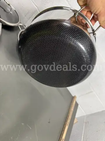 Lot of Hexclad Cookware Lot 4-PICKUP ONLY
