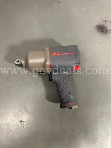 Lightly Used Ingersoll Rand 2145QiMAX 3/4&#x22; Drive Air Impact Wrench-WILL SHIP