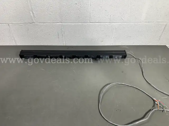 Whelen D8 Dominator T/A Series R/A/B -WILL SHIP