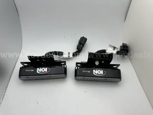 Pair 2024 Takeoff Whelen Ions BLUE, Under Warranty -WILL SHIP