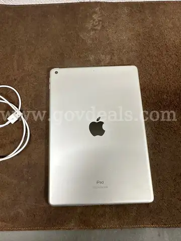 New Unused Apple iPad Generation 9 -WILL SHIP