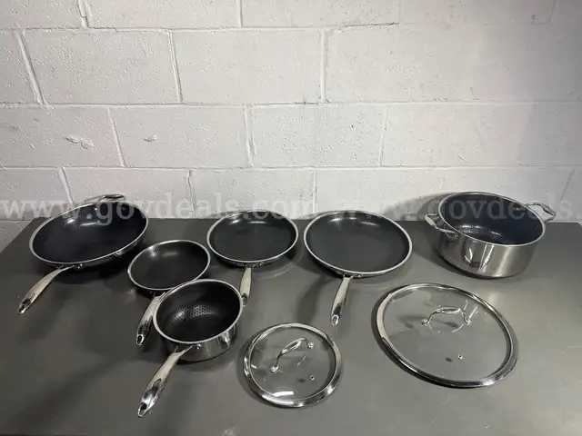 8 Piece Hexclad Pot Cookware Set-WILL SHIP