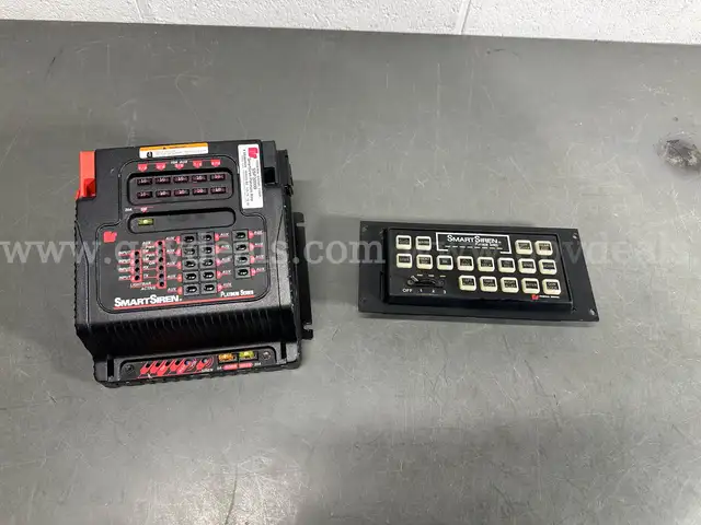 Federal Signal Smart Siren Platinum SSP3000B -WILL SHIP