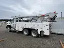 2016 International 7400 - 6x4 Giraffe Transmission Truck - NOT operable