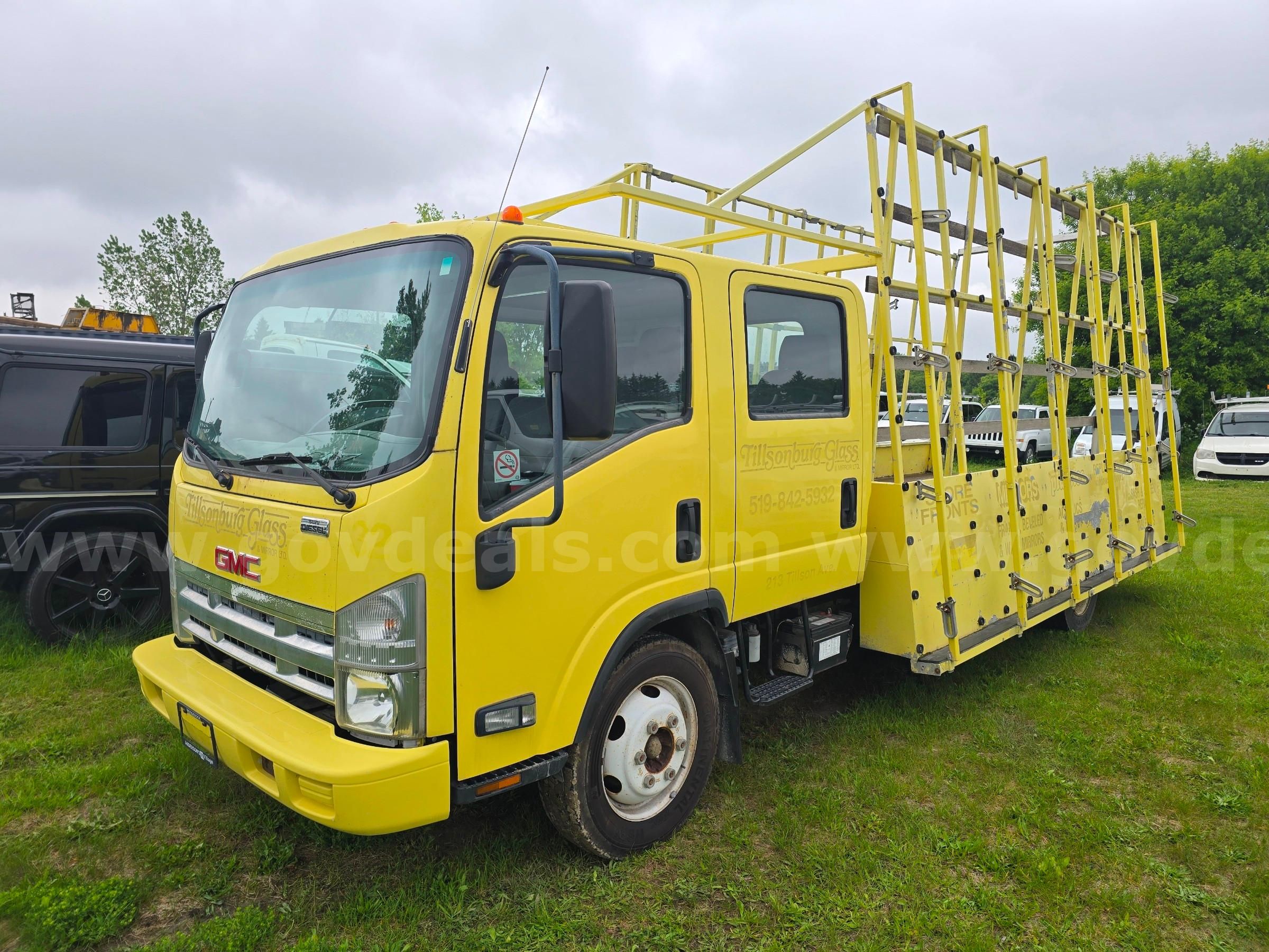 Photo of a 2008 GMC W55042