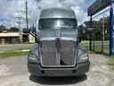 2012 Kenworth T700 T/A Truck Tractor