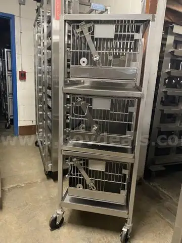 Three Cage Guinea Pig/Rabbit Rack