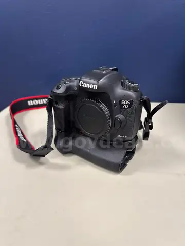 The Canon EOS 7D Mark II (Body Only)