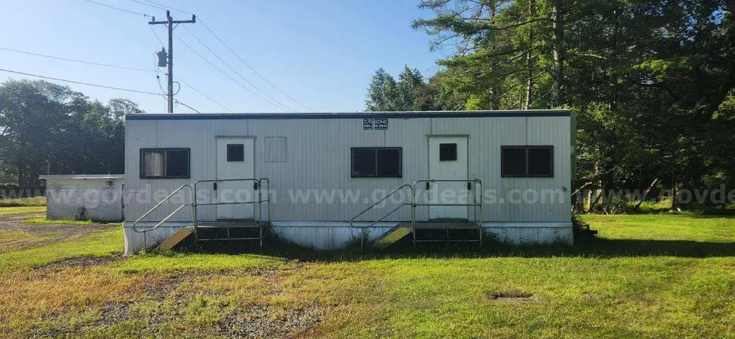 Trailer (213E)