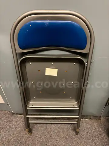 Folding chairs (metal with padding)